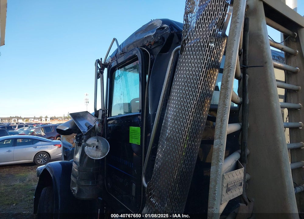 2022 PETERBILT 389 VIN: 1NPXX4EX8ND785576
