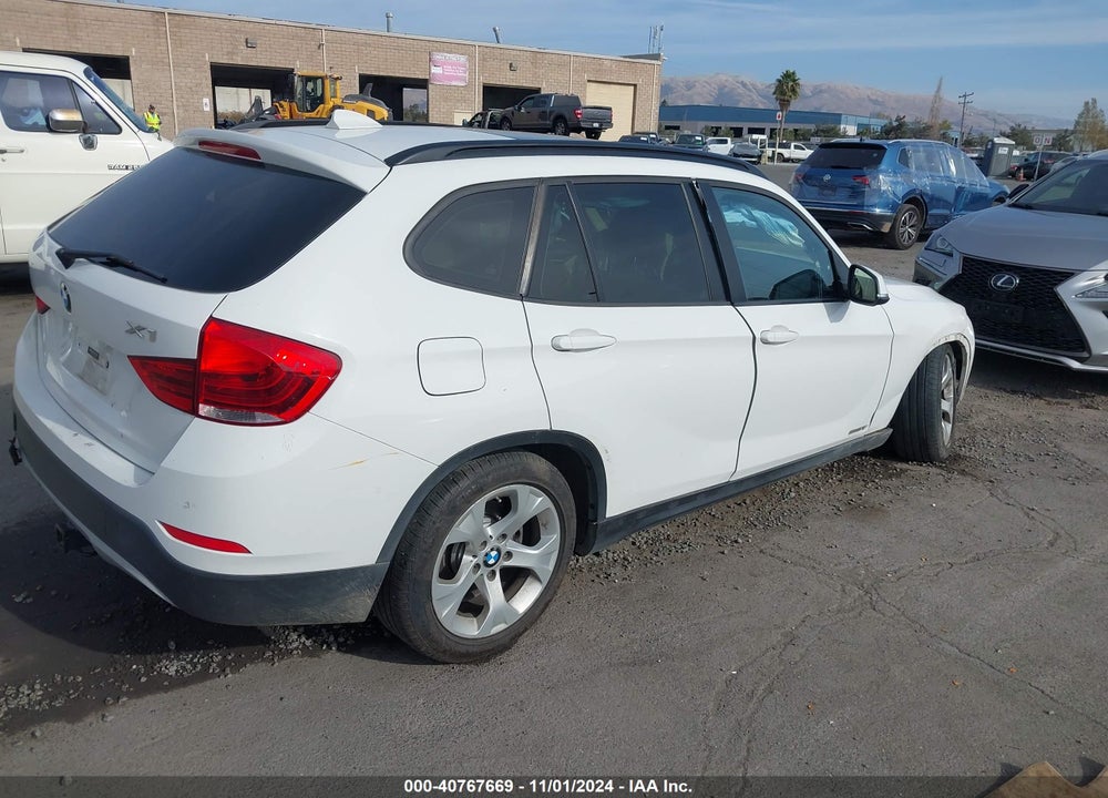 2014 BMW X1 SDRIVE28I VIN: WBAVM1C52EVW49300