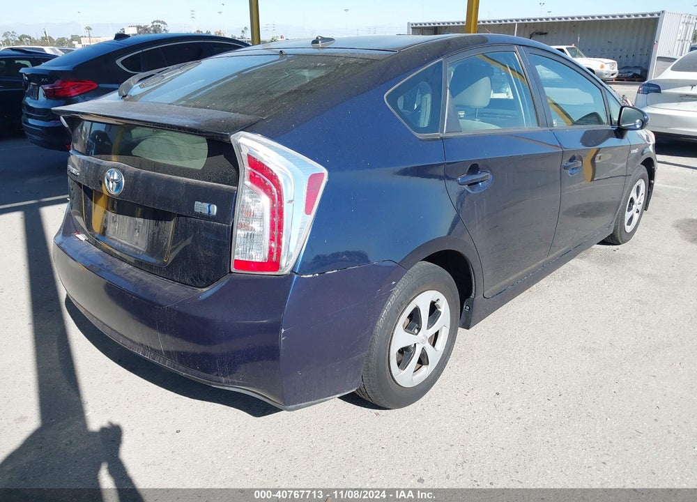 2015 TOYOTA PRIUS VIN: JTDKN3DU2F0425088