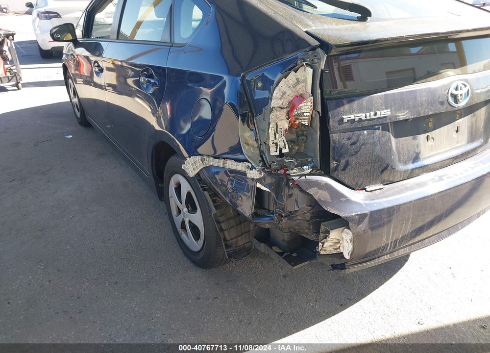 2015 TOYOTA PRIUS VIN: JTDKN3DU2F0425088