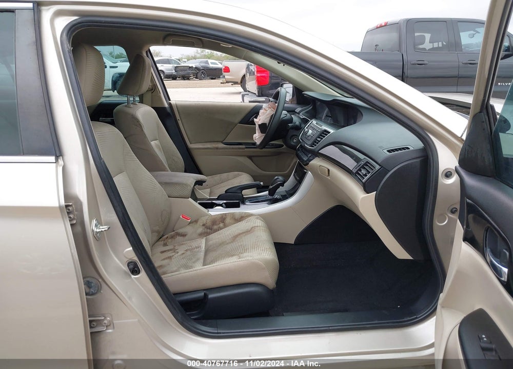 2016 HONDA ACCORD VIN: 1HGCR2F32GA028727