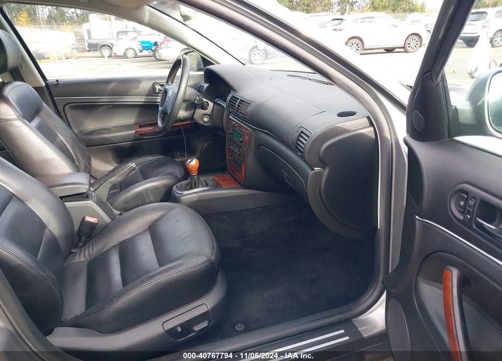 2003 VOLKSWAGEN PASSAT W8 VIN: WVWLK63B33E378165