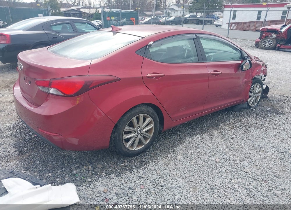2015 HYUNDAI ELANTRA SE VIN: 5NPDH4AE9FH585040