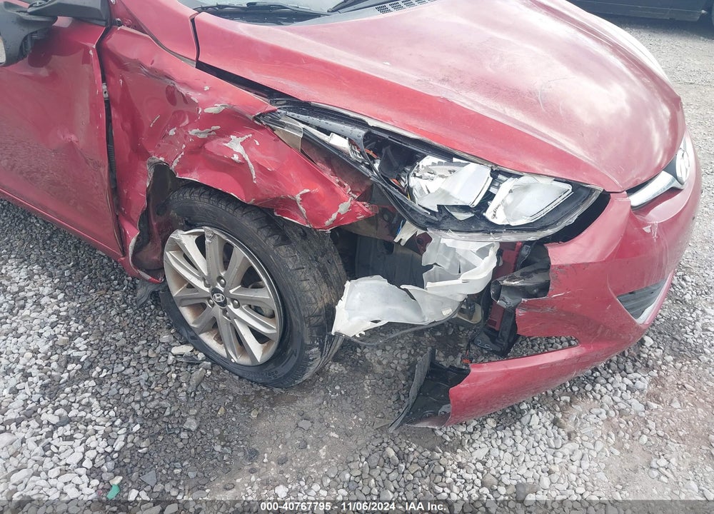 2015 HYUNDAI ELANTRA SE VIN: 5NPDH4AE9FH585040