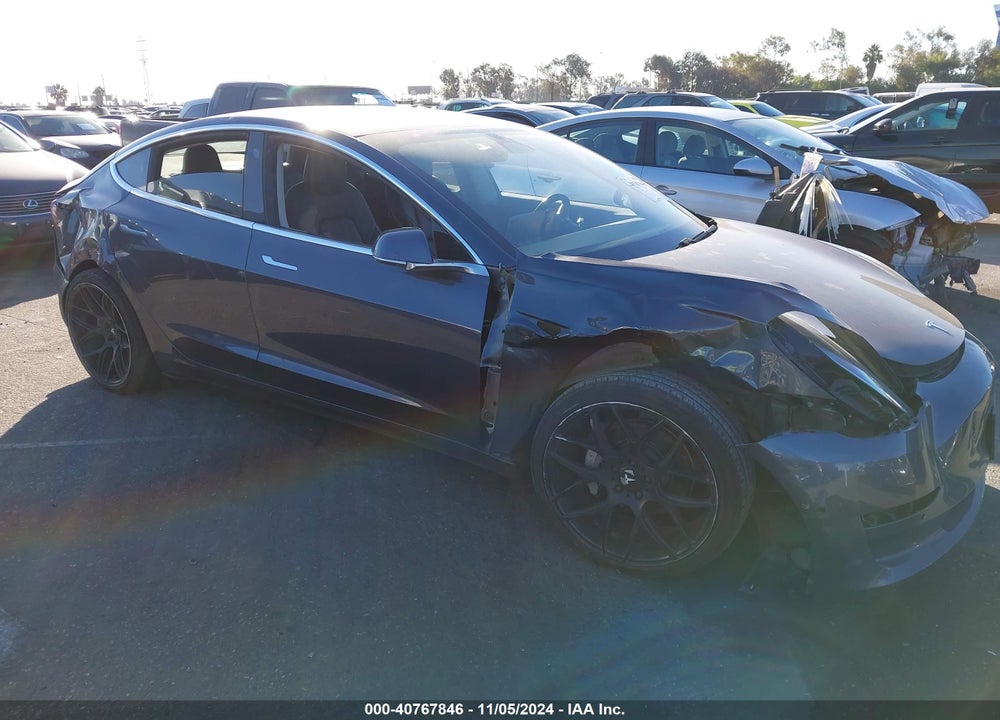 2018 TESLA MODEL 3 LONG RANGE/MID RANGE VIN: 5YJ3E1EAXJF044208