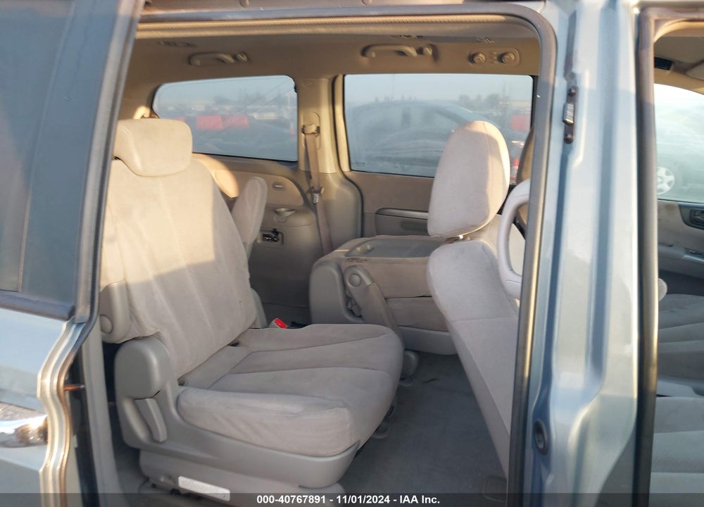 2007 HYUNDAI ENTOURAGE GLS/LIMITED/SE VIN: KNDMC233176033493