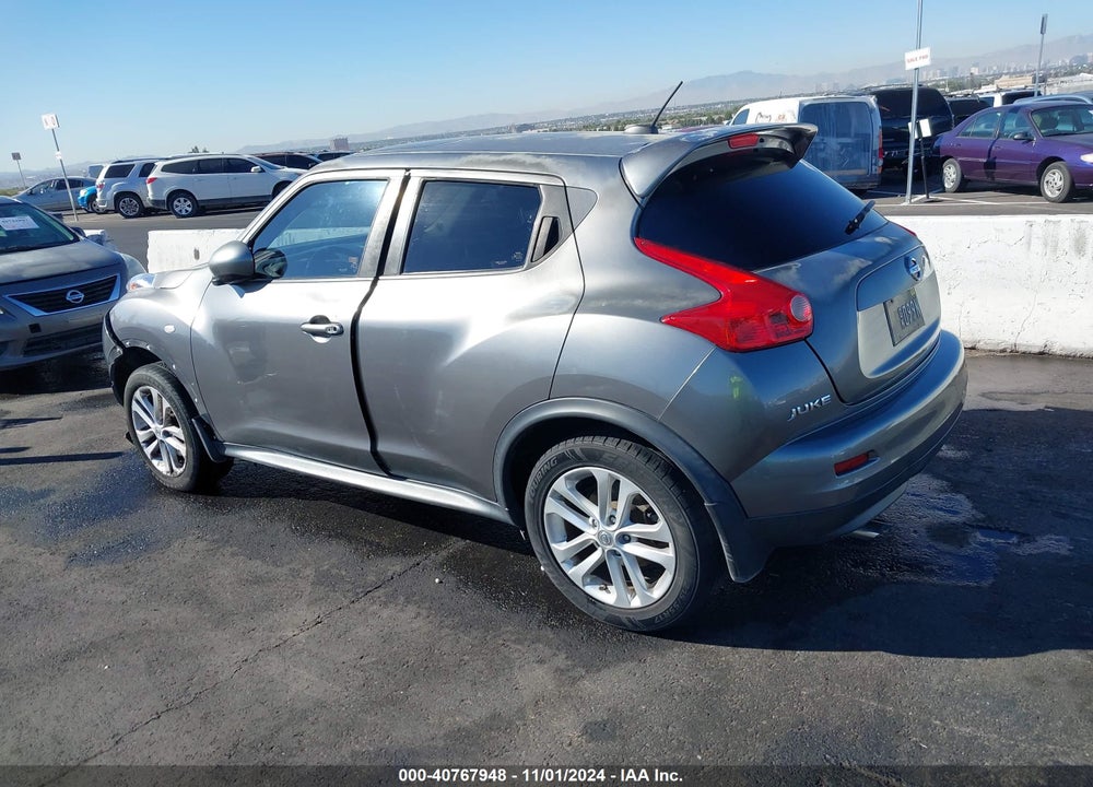 2011 NISSAN JUKE SV VIN: JN8AF5MV8BT012084