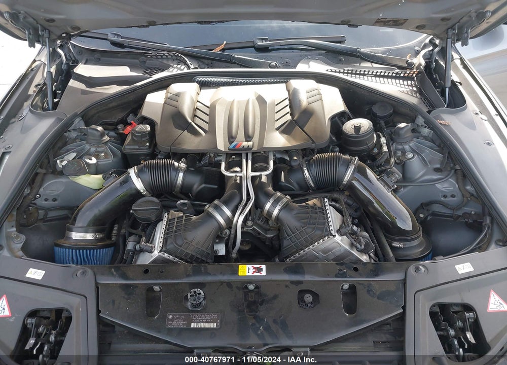 2013 BMW M5 VIN: WBSFV9C51DD095733