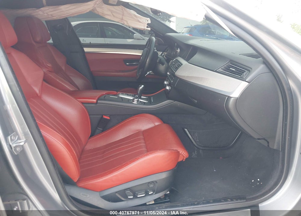 2013 BMW M5 VIN: WBSFV9C51DD095733