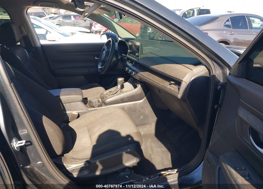 2024 HONDA CRV VIN: 2HKRS3H29RH322354