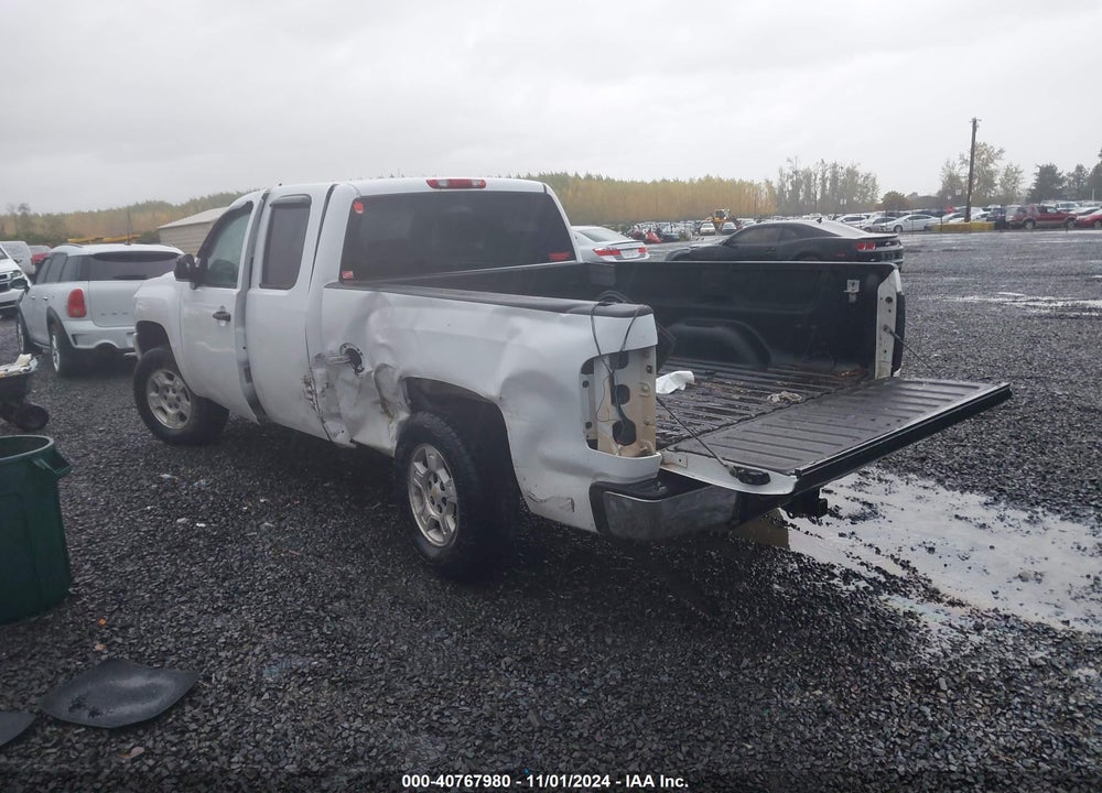 2009 CHEVROLET SILVERADO 1500 LT VIN: 2GCEK29J991123840