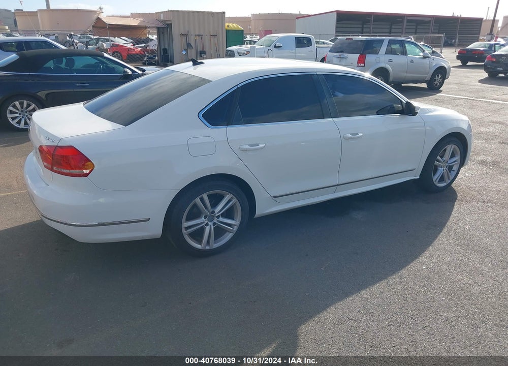 2014 VOLKSWAGEN PASSAT 1.8T SEL PREMIUM VIN: 1VWCT7A35EC046657