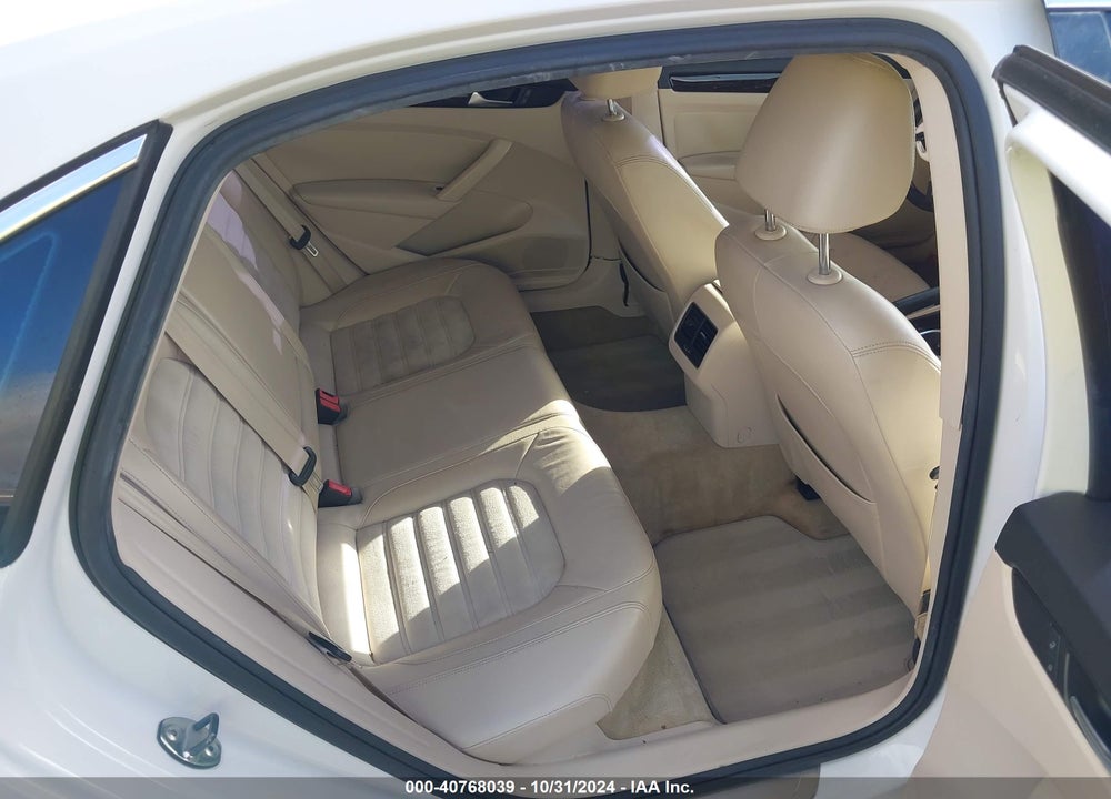 2014 VOLKSWAGEN PASSAT 1.8T SEL PREMIUM VIN: 1VWCT7A35EC046657