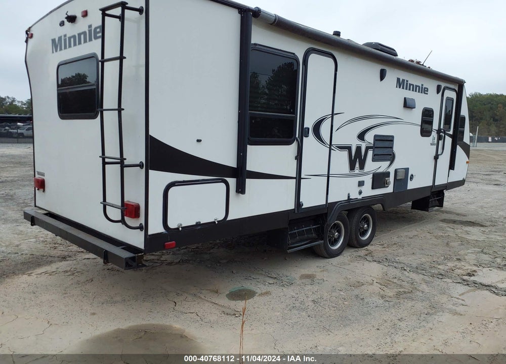 2018 WINNEBAGO OTHER VIN: 54CTM1R22J3038017