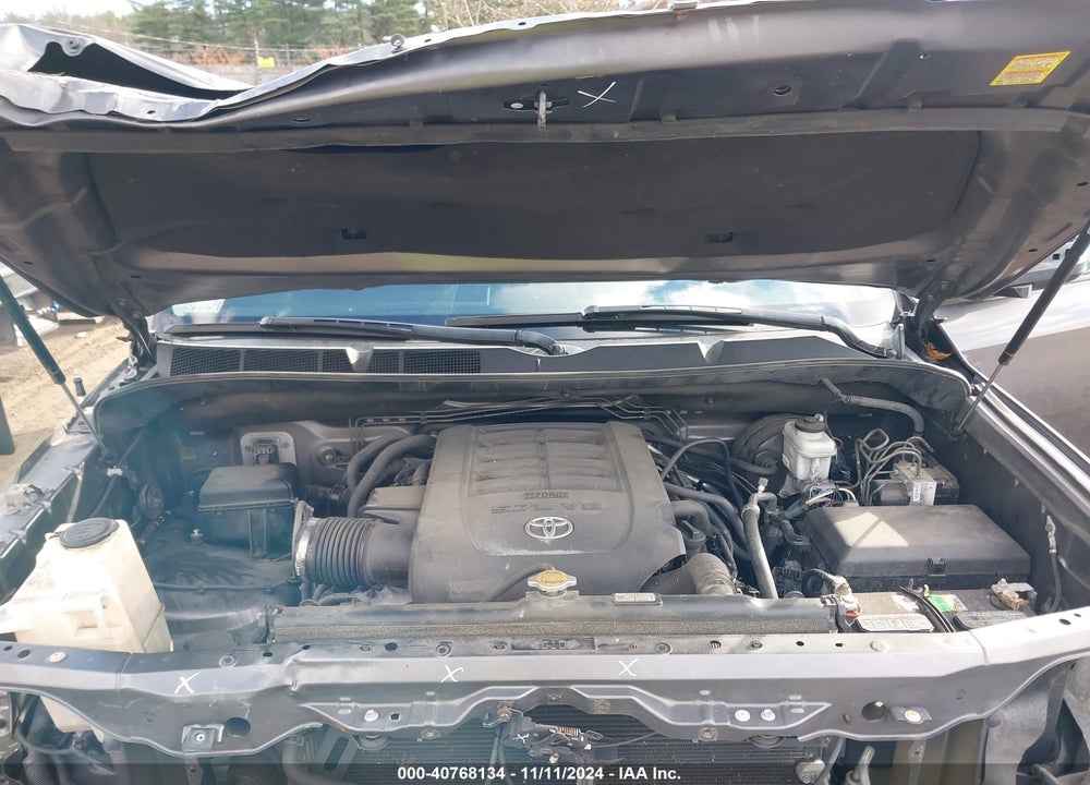 2016 TOYOTA TUNDRA LIMITED 5.7L V8 VIN: 5TFHY5F11GX500551