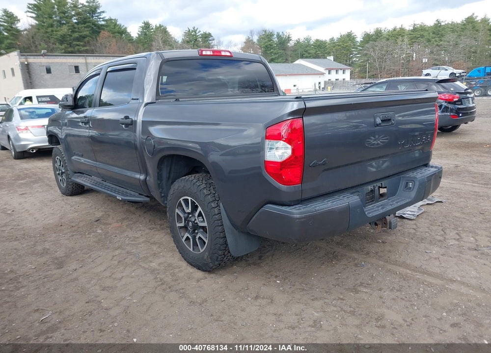 2016 TOYOTA TUNDRA LIMITED 5.7L V8 VIN: 5TFHY5F11GX500551