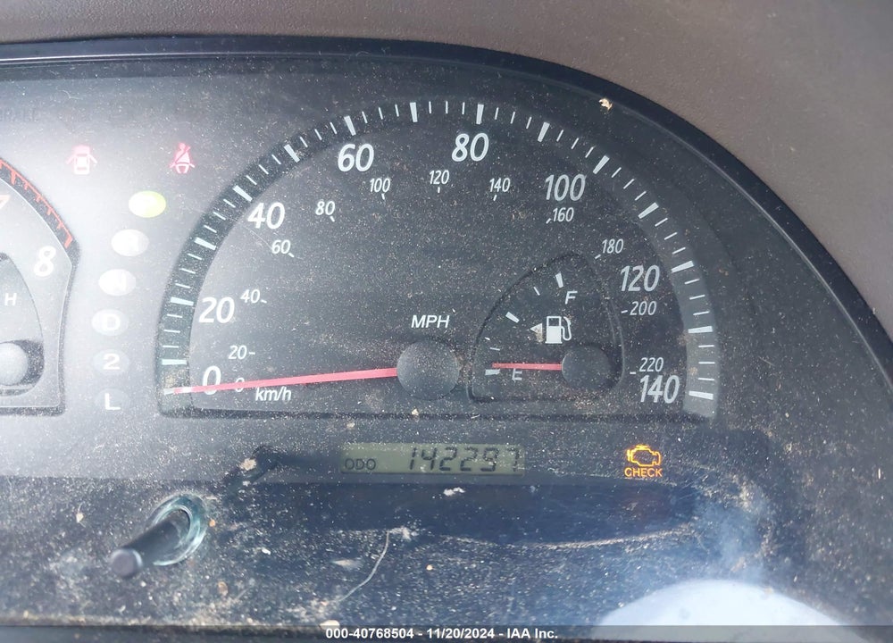 2003 TOYOTA CAMRY LE VIN: 4T1BE32K83U245583