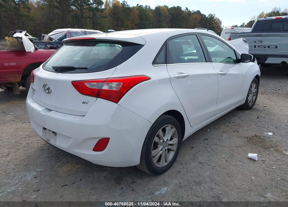 2014 HYUNDAI ELANTRA GT VIN: KMHD35LH8EU165698