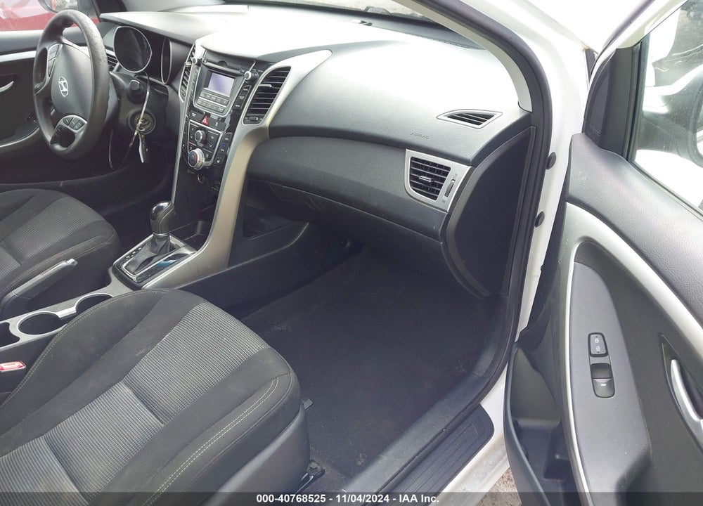 2014 HYUNDAI ELANTRA GT VIN: KMHD35LH8EU165698