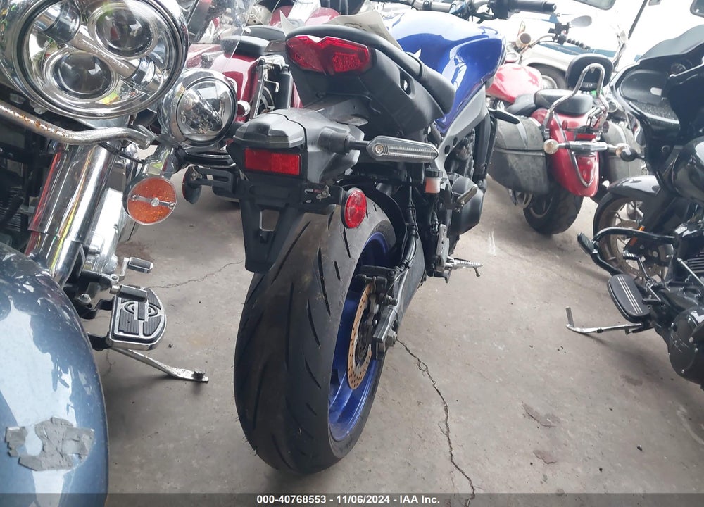2021 YAMAHA MT09 VIN: JYARN71E8MA000304