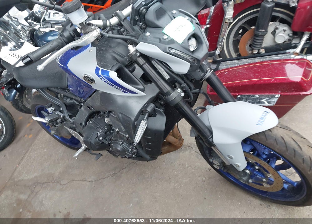 2021 YAMAHA MT09 VIN: JYARN71E8MA000304