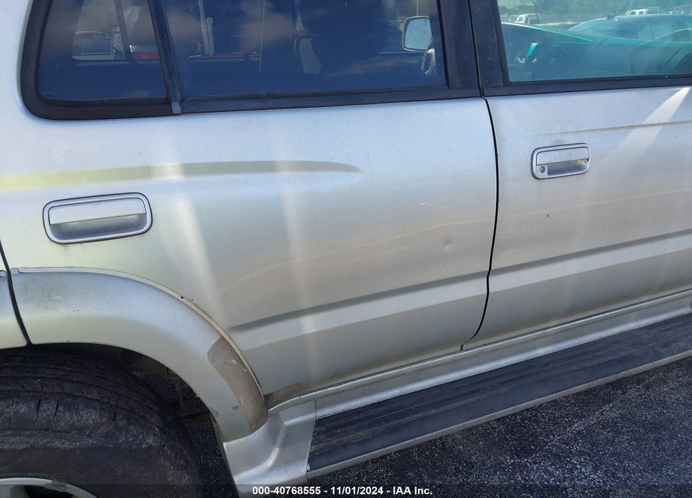 2000 TOYOTA 4RUNNER SR5 V6 VIN: JT3GN86R6Y0157682