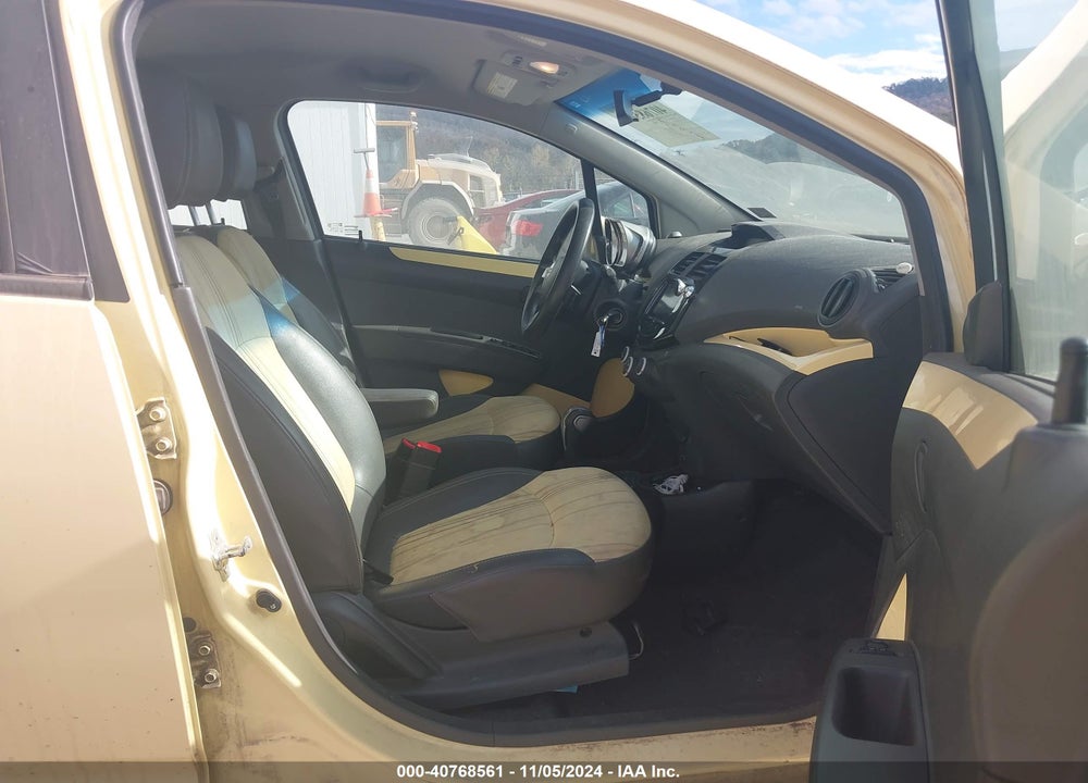 2014 CHEVROLET SPARK 1LT AUTO VIN: KL8CD6S90EC463982