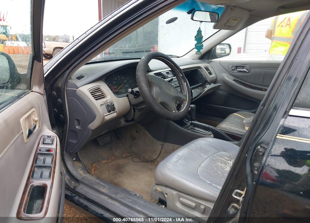 2000 HONDA ACCORD 2.3 EX VIN: 1HGCG5667YA121844