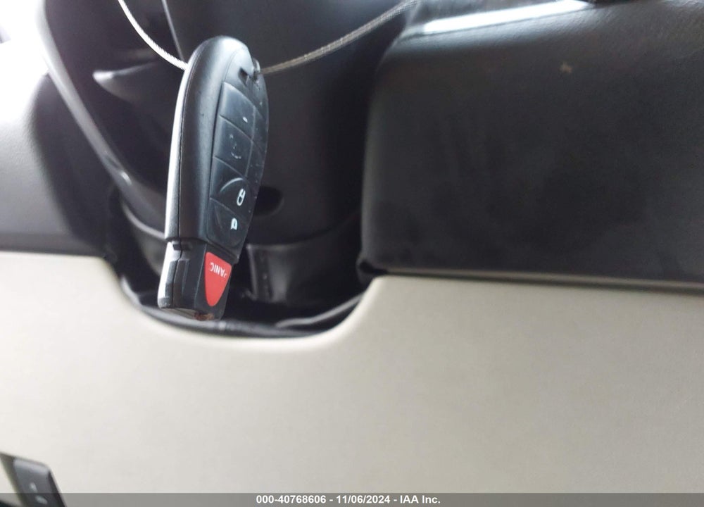 2013 DODGE GRAND CARAVAN CREW VIN: 2C4RDGDG0DR567624