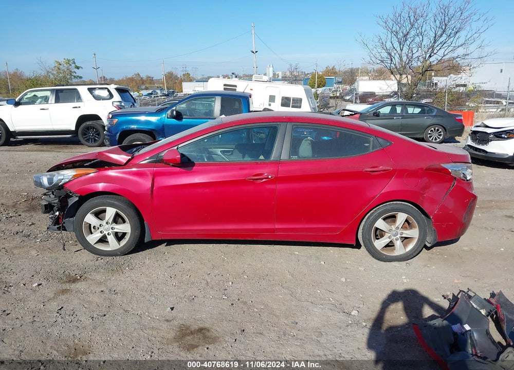 2013 HYUNDAI ELANTRA GLS VIN: KMHDH4AE5DU934337