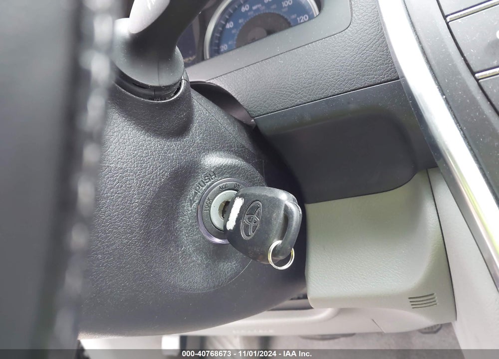 2017 TOYOTA CAMRY LE VIN: 4T1BF1FK8HU617023