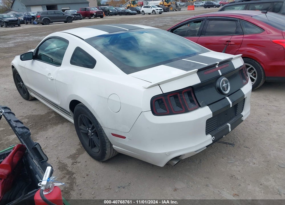 2013 FORD MUSTANG V6 VIN: 1ZVBP8AM7D5275388