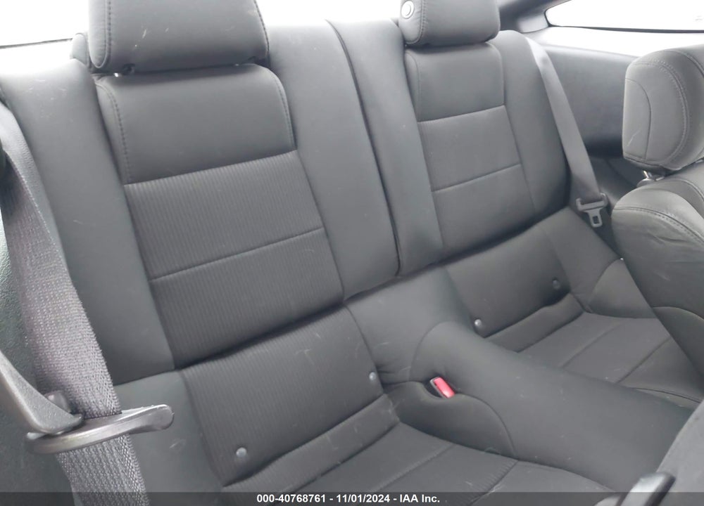2013 FORD MUSTANG V6 VIN: 1ZVBP8AM7D5275388