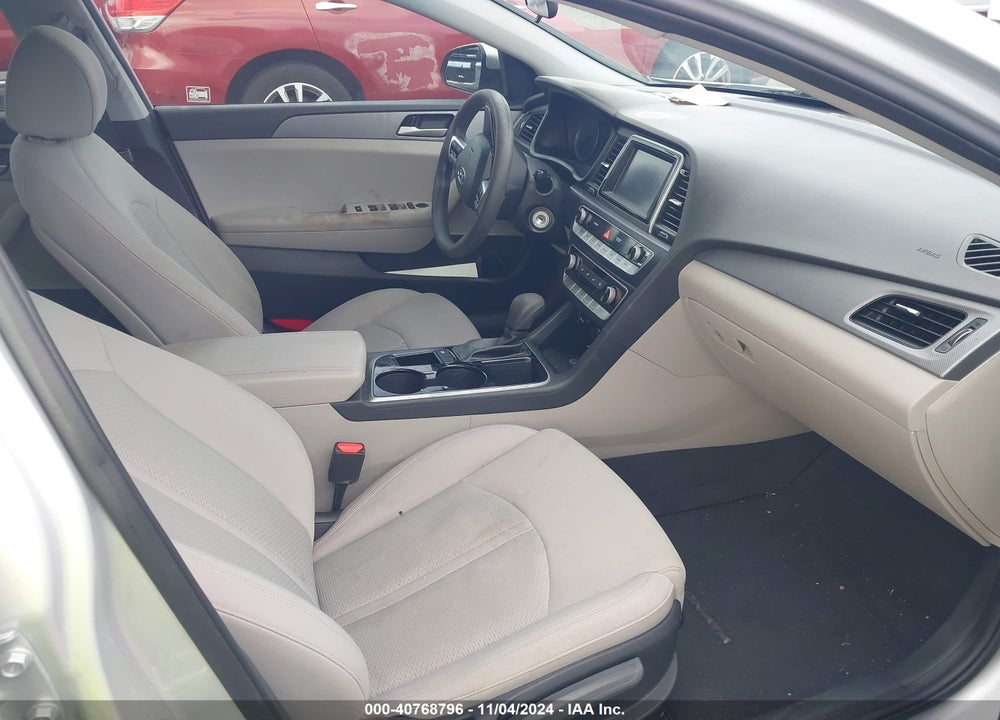 2019 HYUNDAI SONATA SE VIN: 5NPE24AF5KH816671