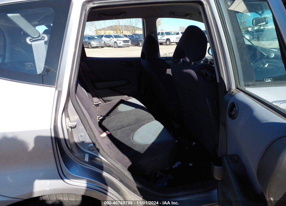 2007 HONDA FIT VIN: JHMGD38497S066779