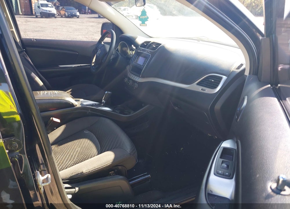 2013 DODGE JOURNEY SXT VIN: 3C4PDCBG1DT592323