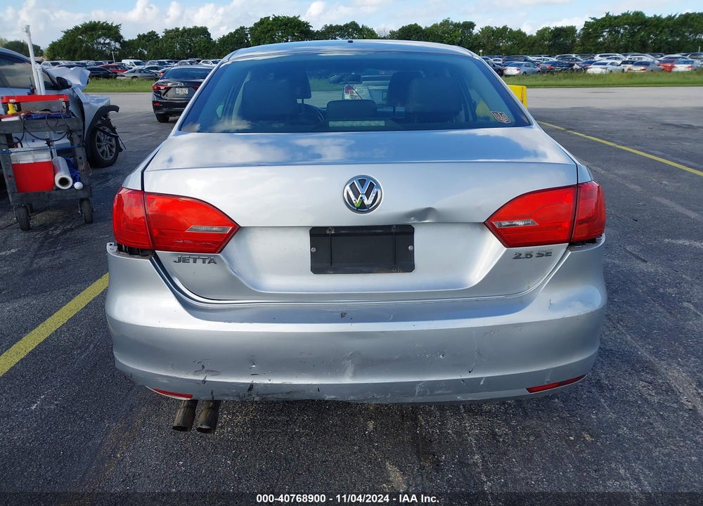 2013 VOLKSWAGEN JETTA SE VIN: 3VWDP7AJ1DM392581
