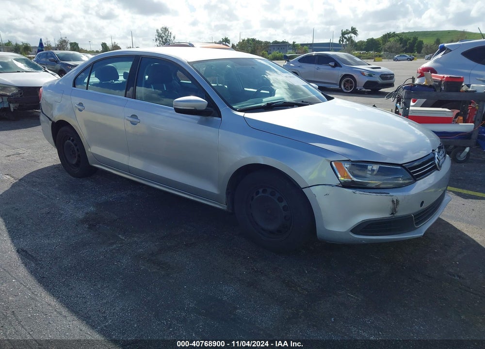 2013 VOLKSWAGEN JETTA SE VIN: 3VWDP7AJ1DM392581