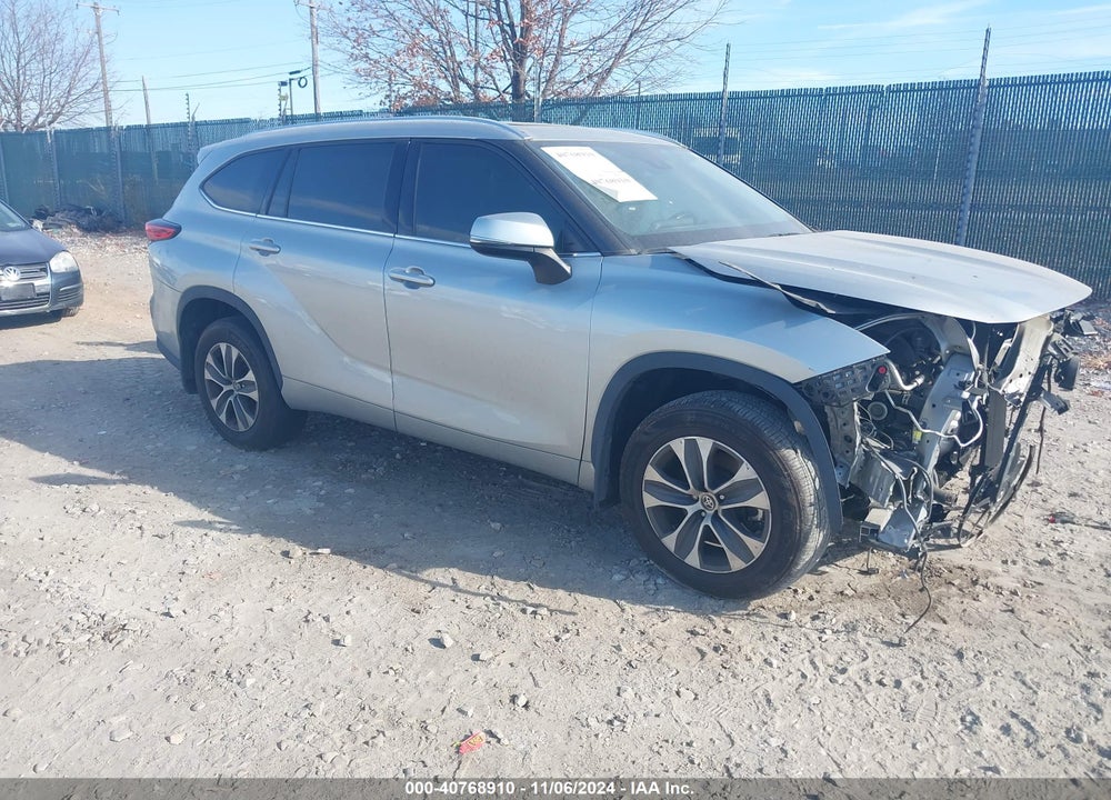 2021 TOYOTA HIGHLANDER XLE VIN: 5TDGZRBH8MS059280