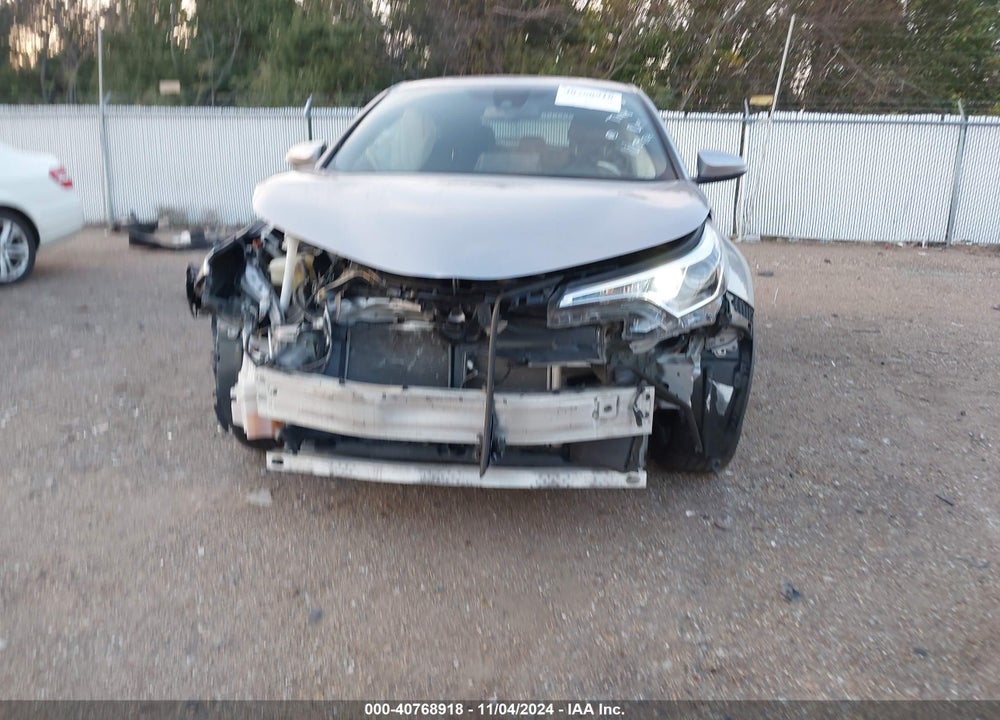 2019 TOYOTA C-HR XLE VIN: NMTKHMBX7KR080415