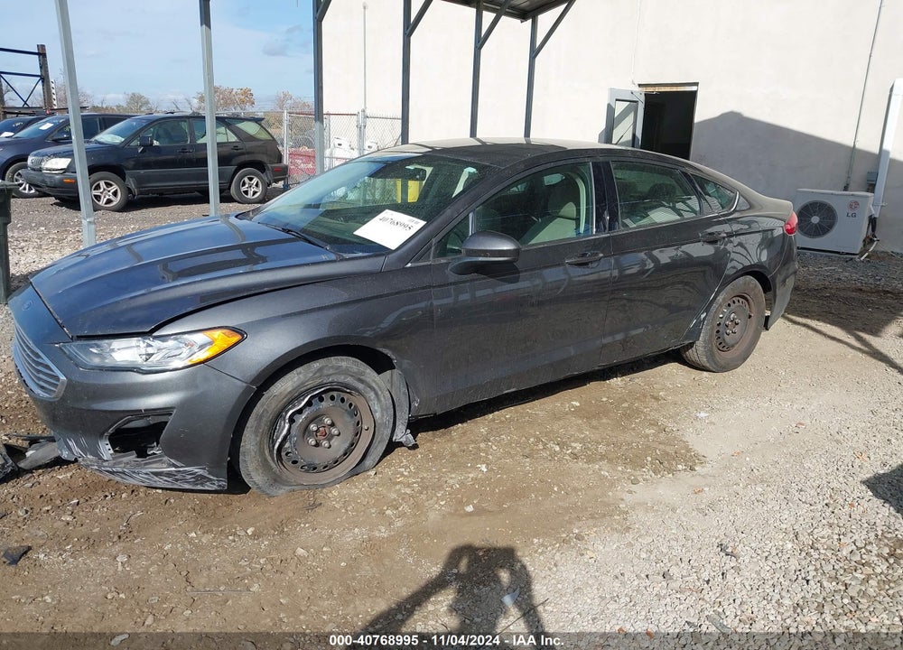 2019 FORD FUSION S VIN: 3FA6P0G73KR158883