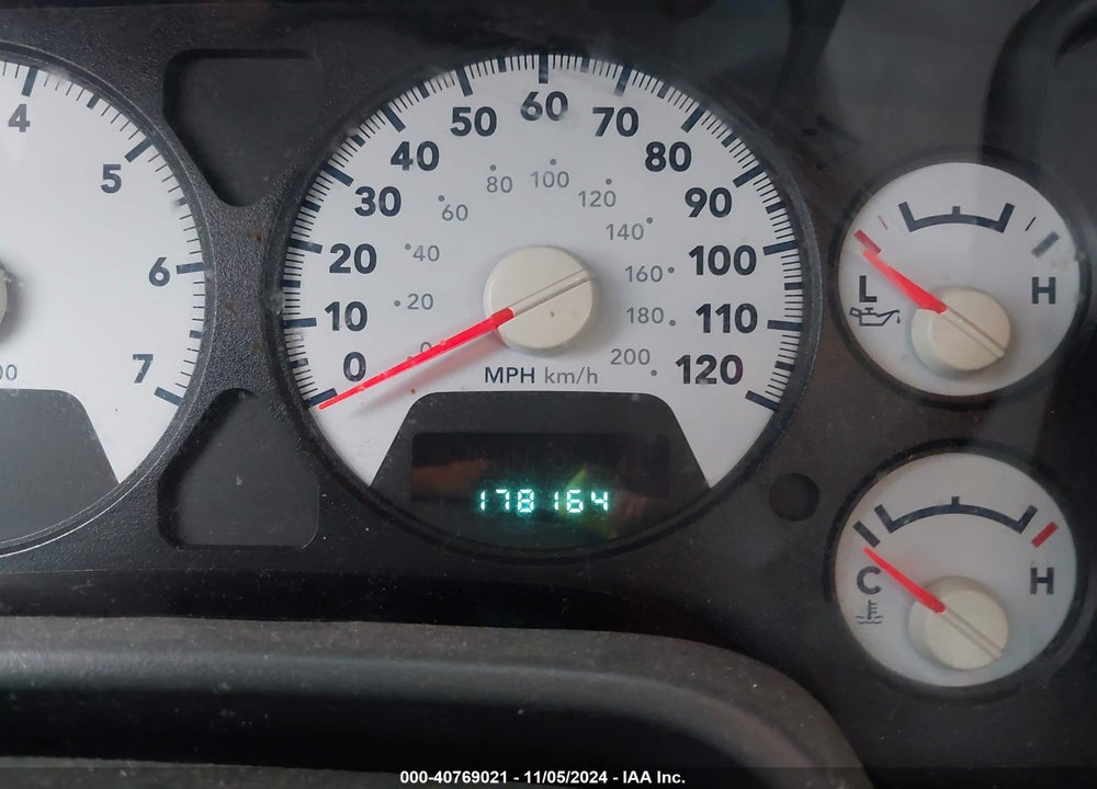 2008 DODGE RAM 1500 SLT VIN: 1D7HU18238S608894