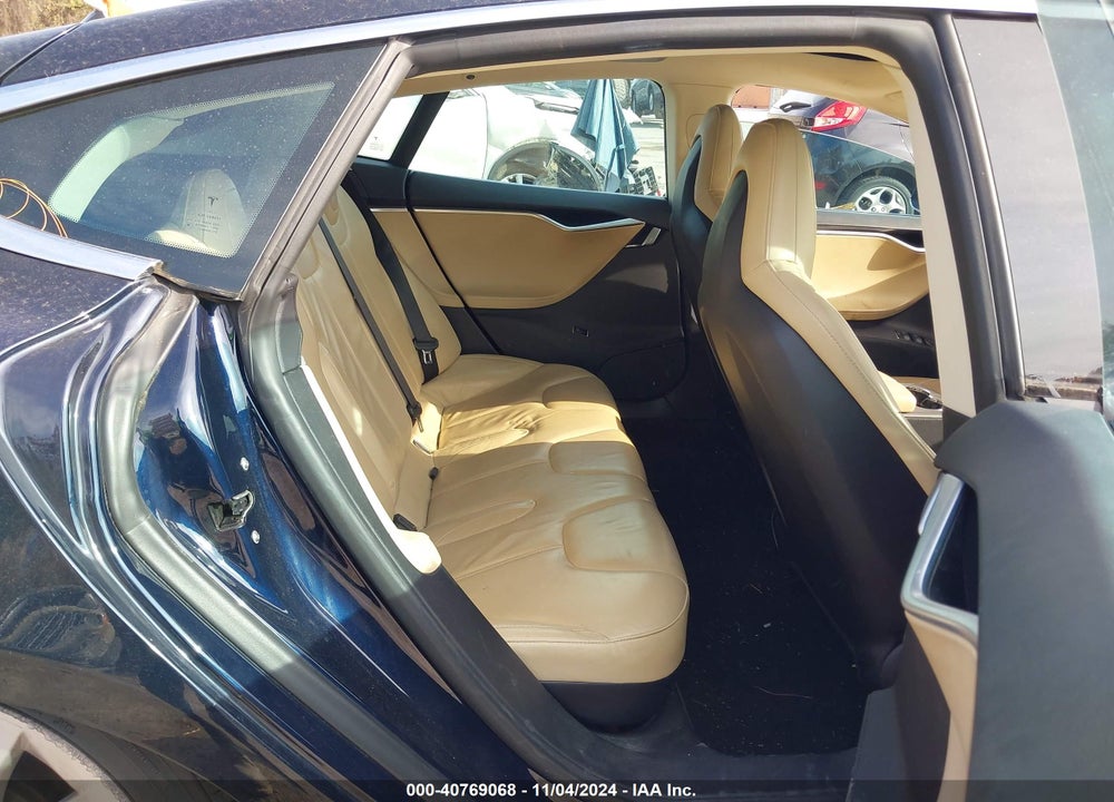2013 TESLA MODEL S VIN: 5YJSA1CN3DFP08883