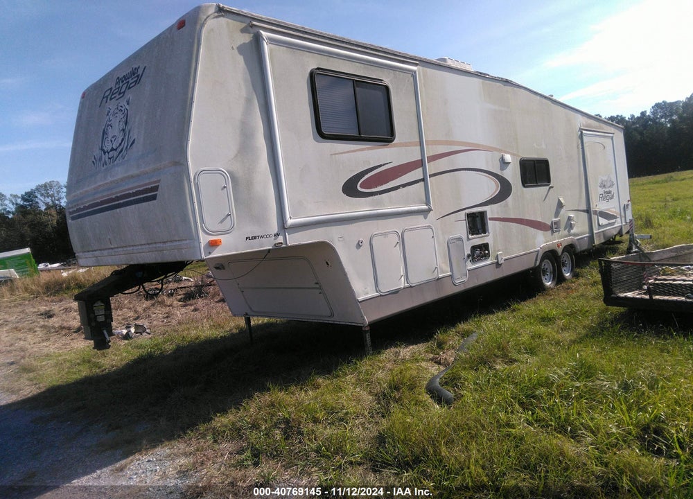 2004 FLEETWOOD TRAVEL TRLR VIN: 1EC5F362644282023