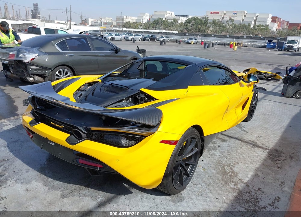 2022 MCLAREN 720S LUXURY/PERFORMANCE VIN: SBM14FCA3NW006984