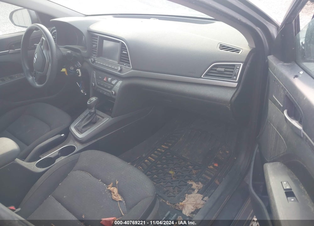 2018 HYUNDAI ELANTRA VIN: KMHD84LF9JU556279