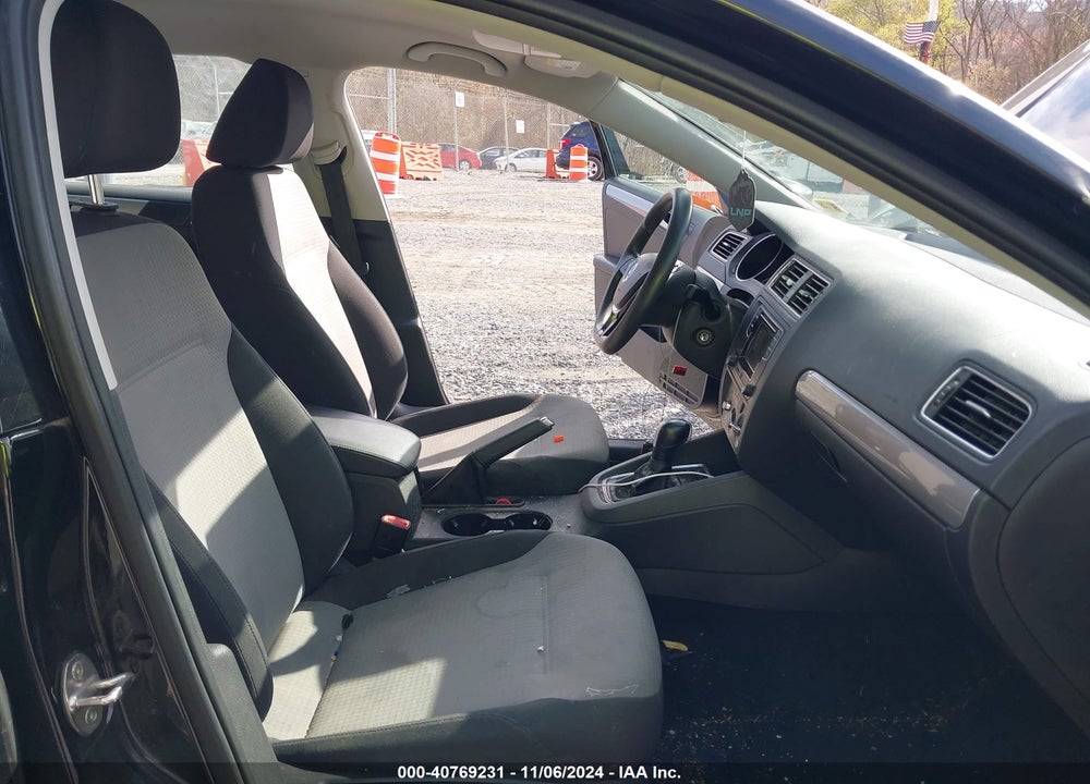2018 VOLKSWAGEN JETTA 1.4T S VIN: 3VW2B7AJ7JM239513