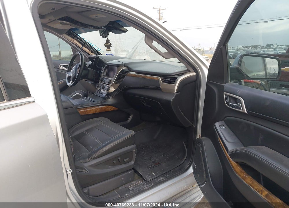 2015 GMC YUKON DENALI VIN: 1GKS2CKJ8FR546208