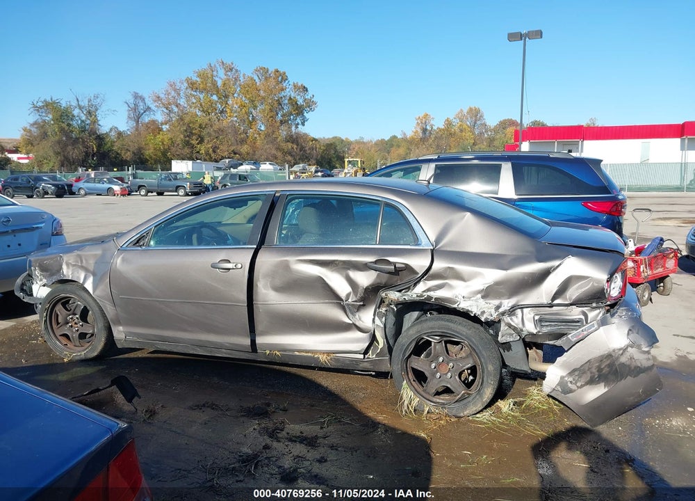 2011 CHEVROLET MALIBU LS VIN: 1G1ZB5E17BF252403
