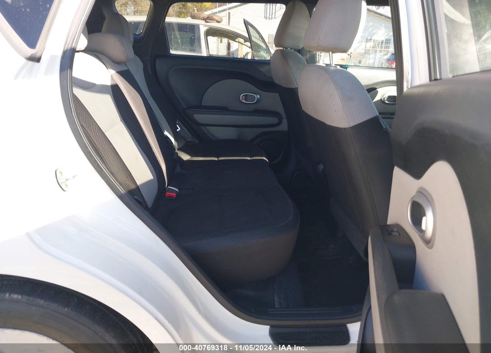 2016 KIA SOUL VIN: KNDJN2A25G7281232